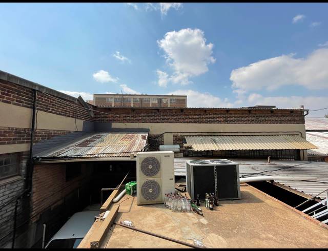 2,271M² WAREHOUSE FOR SALE IN JEPPESTOWN